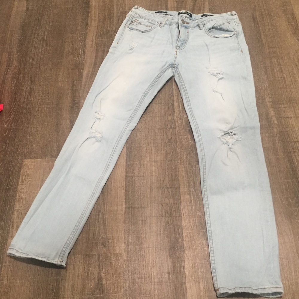 Vigoss Thompson Distressed Denim